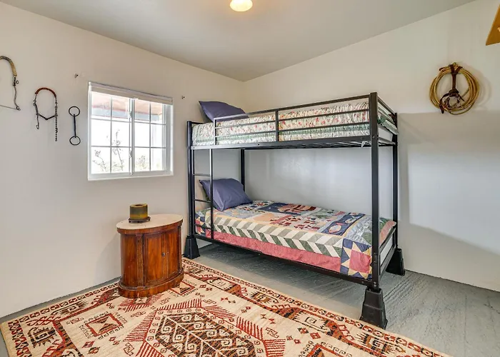 Holiday home 'abigail's Ranch' - Dog-friendly Gem Dolan Springs