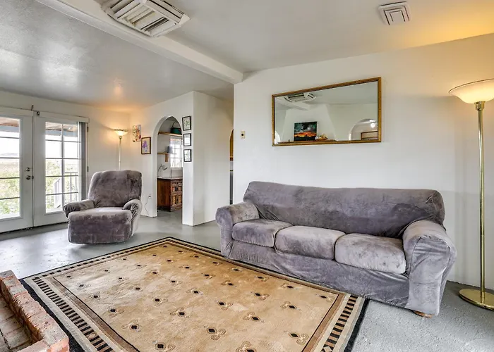 'abigail's Ranch' - Dog-friendly Gem * Dolan Springs